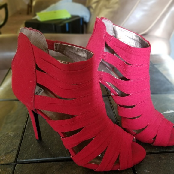 Red peep toe heels - Picture 2 of 2